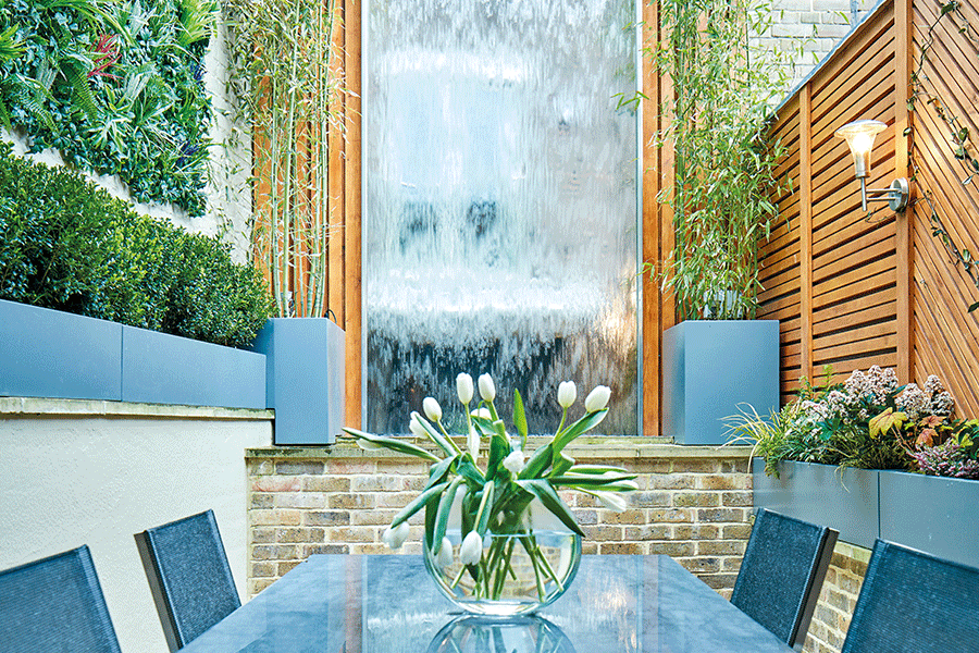 Contemporary patio garden