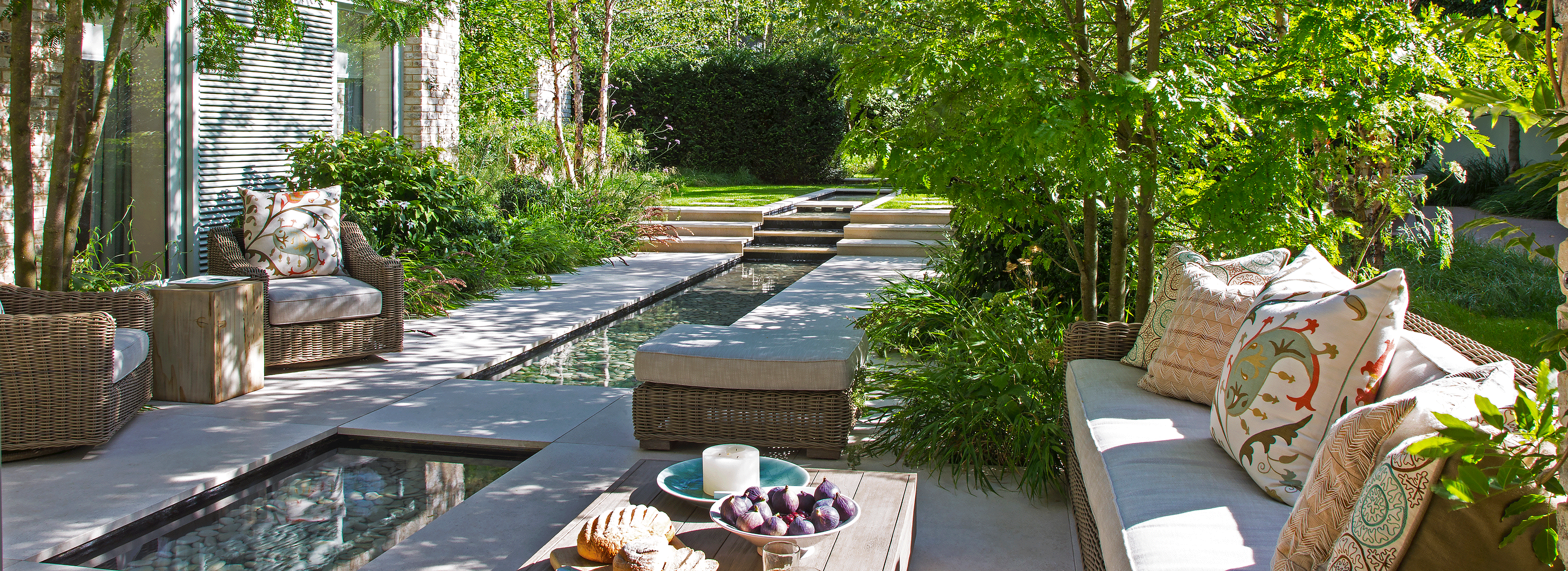 water feature gardens