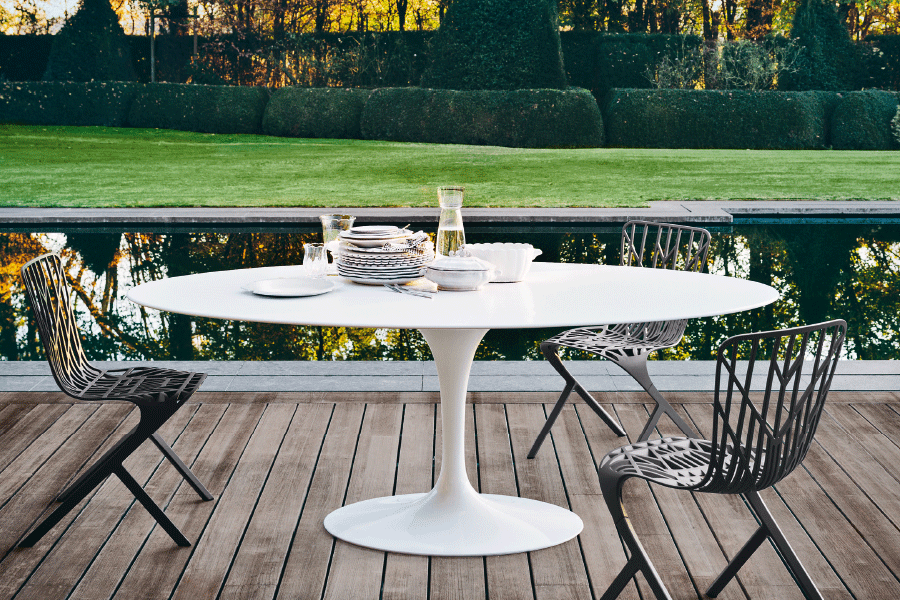 SAARINEN-OUTDOOR DINING TABLE