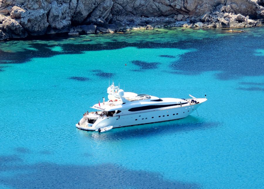 Super yacht holidays