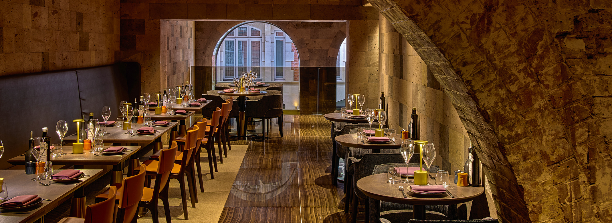 Lusina Mayfair