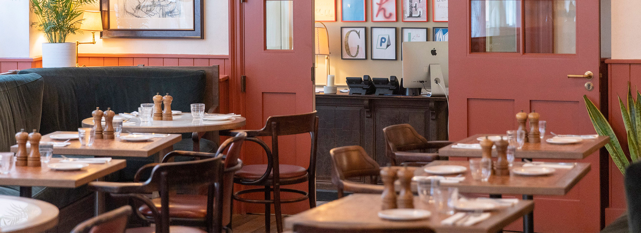 Old Queen Street Cafe interior