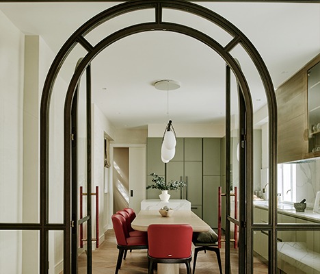 On Design: JOANNA HAUPTMAN