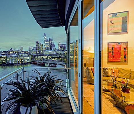 Dream Home Hamptons Scandi Southbank London
