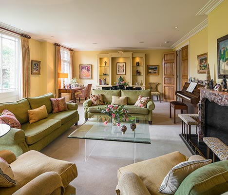 Aston Chase Marlborough Place Reception