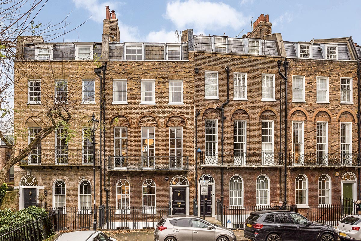 Contemporary Classic Hamptons Canonbury Square External