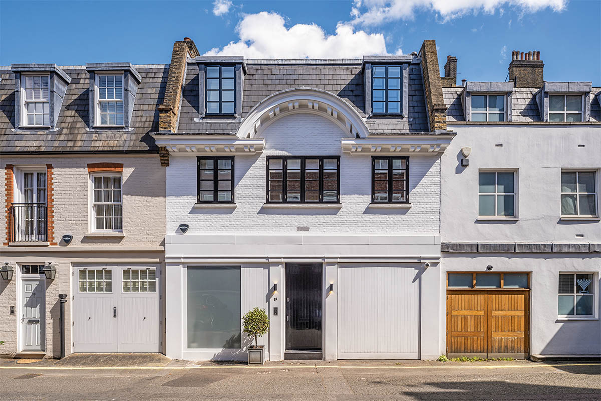 Devonshire Place Aston Chase Mews House External